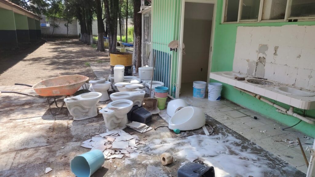 93cd86b8-c8c5-4fe4-b0da-da6470f66ecb